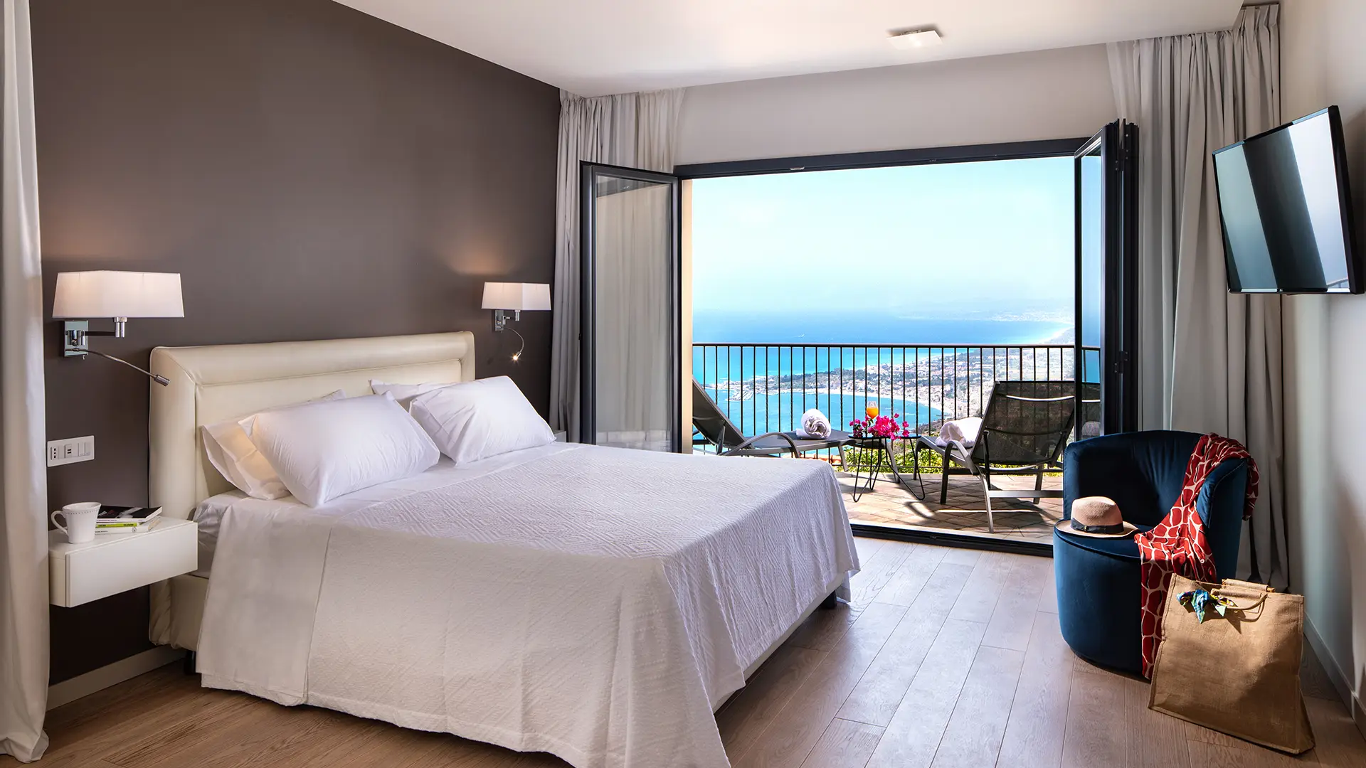 ETNA AND SEA VIEW APARTMENT