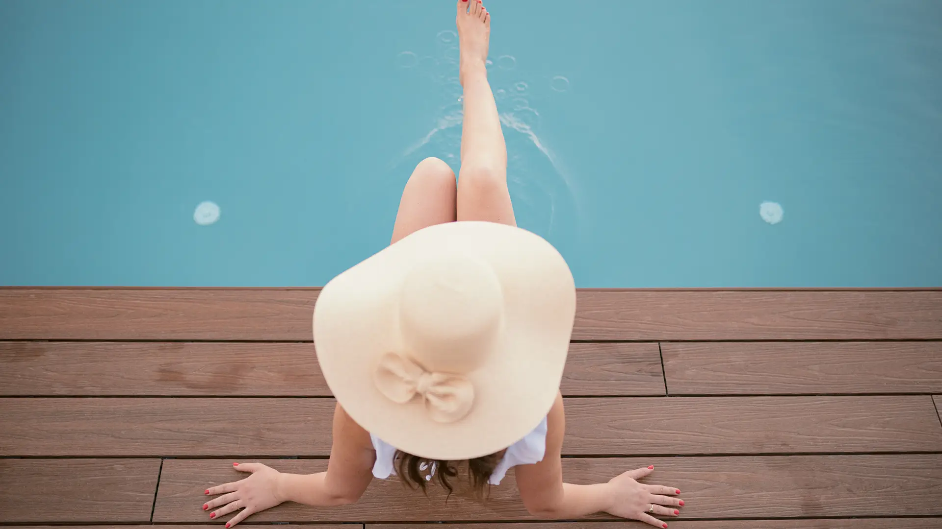 INFINITY POOL WITH VIEW