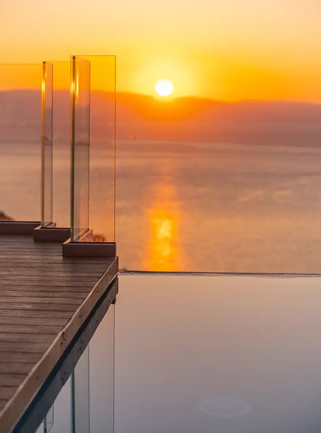 Heated infinity pool